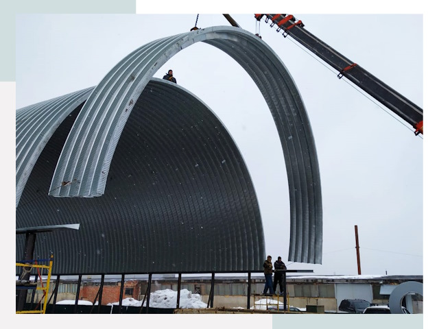 Полукруглые ангары в Северске