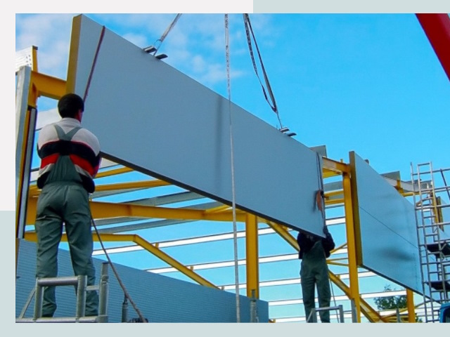 Монтаж сэндвич-панелей в Северске от 624 руб.