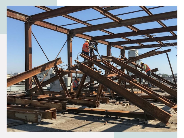 Демонтаж металлоконструкций в Северске от 624 руб.